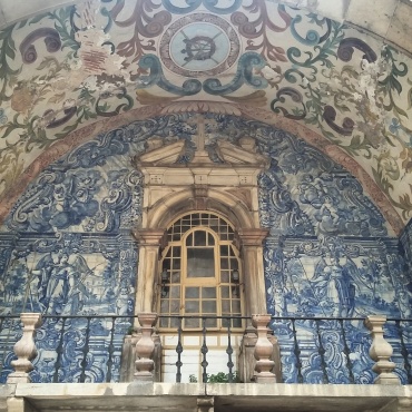 Arco barroco na Porta da Vila